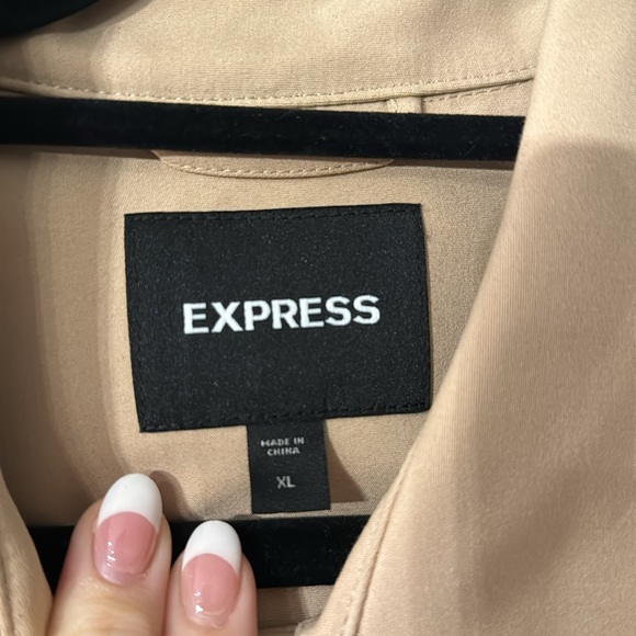 Express Trench Coat - Picture 6 of 6